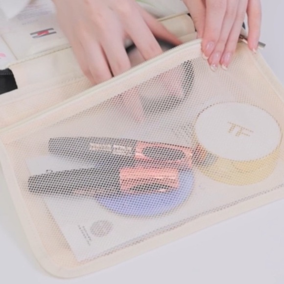 Large Travel Essentials Organizer, Makeup Case with Hanging Hook for Acc… - Picture 12 of 15